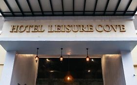 Leisure Cove Hotel And Apartments